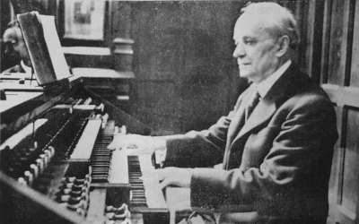 Charles Tournemire at the organ of Sainte-Clotilde