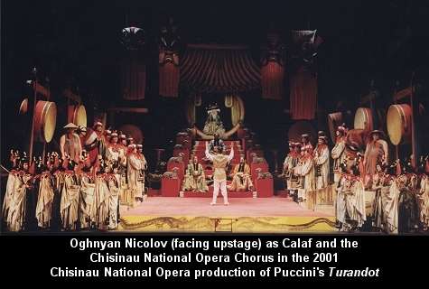 Oghnyan Nicolov (facing upstage) as Calaf and the Chisinau National Opera Chorus in the 2001 Chisinau National Opera production of Puccini's 'Turandot'