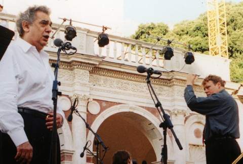 Domingo (left) and Hickox in rehearsal. Photo: Bill Newman