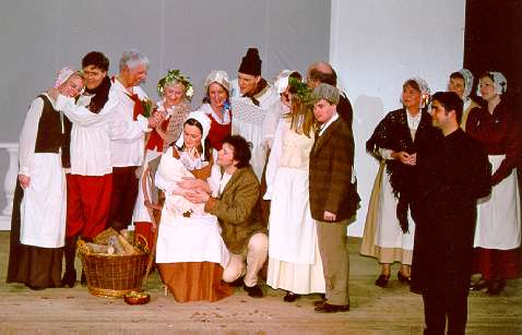 The cast in Opera Omnibus's 2002 production of L'Amico Fritz