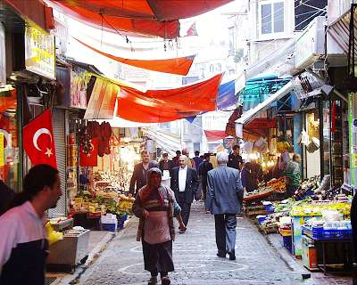 Shopping in Istanbul. Photo: Keith Bramich