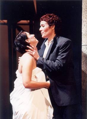 Poppea (Delphine Gillot) and Nero (Rebecca Cooper). Photo © 2002 Jonathan Dockar-Drysdale