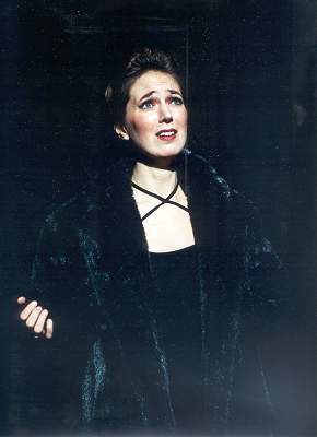 Louise Reitberger as Ottavia in the Royal Academy of Music first cast of 'L'Incoronazione di Poppea'. Photo © 2002 Jonathan Dockar-Drysdale