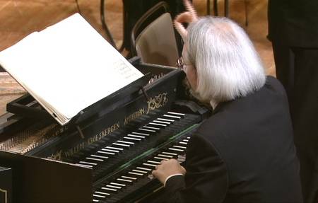 Masaaki Suzuki directing the St John Passion. DVD still frame © 2000 EuroArts