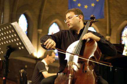 Sagi Hartov at the Ghent Festival in Belgium. Photo © Hans Cappelle