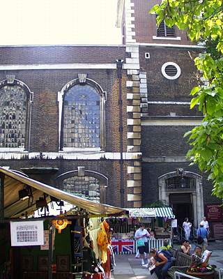 St James's Church, Piccadilly. Inside, a quiet oasis; outside, Union Jack teashirts on sale amidst the bustle of Central London. Photo © 2003 Keith Bramich