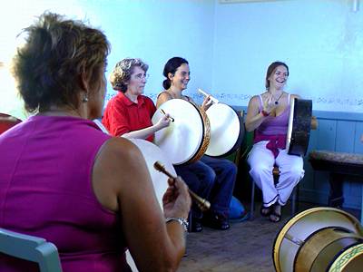 A bodhran workshop, led by Gerhard Kress. Photo © 2003 Peter Dobbins