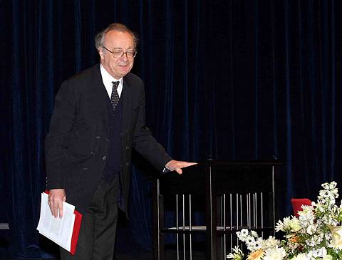 Alfred Brendel at the Ernst von Siemens Music Award ceremony in Munich. Photo © Christine Strub