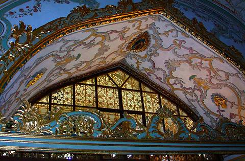 Topkapi Palace: detail. Photo © Keith Bramich