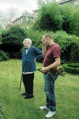 Lady Barbirolli with her gardener John. Photo © Bill Newman