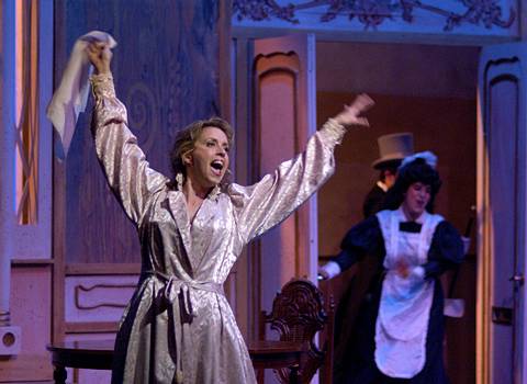Robin De Leon as Rosalinda in Ohio Light Opera's production of 'Die Fledermaus'. Photo © 2005 Matt Dilyard