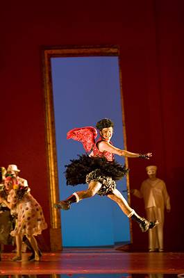 Richard Gauntlett as Cupid in Nielsen's 'Maskarade'. Photo © 2005 Bill Cooper