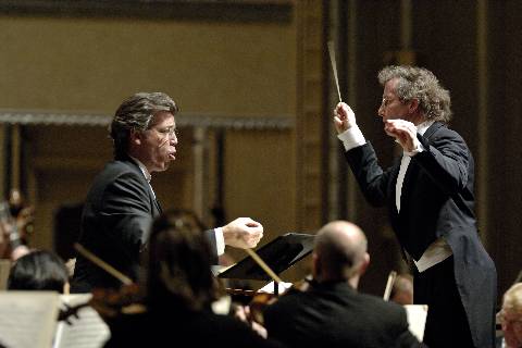 Thomas Hampson as Faust and conductor Franz Welser-Möst in Severance Hall. Photo © 2006 Roger Mastroianni