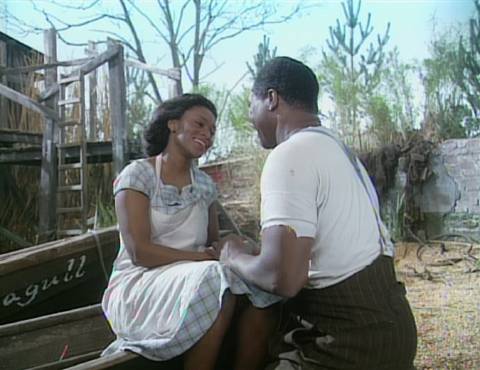 Willard White and Cynthia Haymon as Porgy and Bess. DVD screenshot © Primetime/BBC/EMI Records