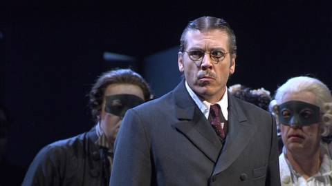 Thomas Hampson as Giorgio Germont. DVD screenshot © 2005 Zurich Opera House