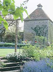 The dovecot at Garsington. Photo © Andrew Lawson