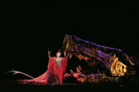 Denyce Graves as the Dragon. Photo © 2006 Robert Millard