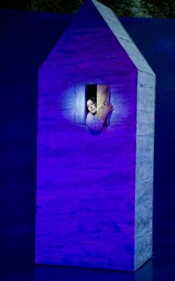 Michelle Walton as Panochka in Garsington Opera's 'May Night'. Photo © 2006 Johan Persson