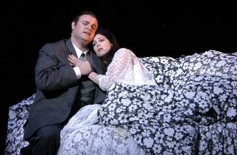 Joseph Calleja as Alfredo Germont and Elizabeth Futral as Violetta Valery in the Act III 'death scene' of Verdi's 'La Traviata'. Photo © 2006 Robert Millard