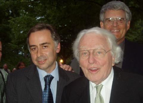 Wolfgang Wagner (right front) with Dr Malcolm Miller at Bayreuth