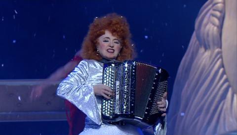 Yvette Horner in Béjart's Nutcracker. DVD screenshot © 2000 RM Associates