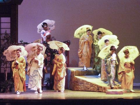The female chorus in Teatro Lirico D'Europa's production of 'Madama Butterfly'. Photo © 2006 Robin Grant