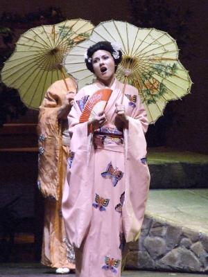 Elena Razgylyaeva in the title role of 'Madama Butterfly' in Teatro Lirico D'Europa's production. Photo © 2006 Robin Grant