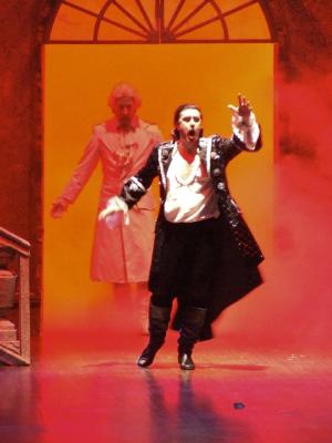 'Farewell Life!' - Vytautas Juozapaitis as Don Giovanni. Photo © 2006 Robin Grant