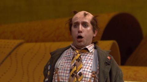 Serghei Khomov as Trouffaldino in Prokofiev's 'The Love of Three Oranges'. © 2006 Opus Arte