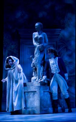 Patricia Risley as Cherubino and Lisa Saffer as Susanna in Arizona Opera's 'The Marriage of Figaro'. Photo © 2006 Tim Fuller