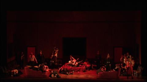 A scene from Act III of 'Der Rosenkavalier'. DVD Screenshot © 2004 ORF