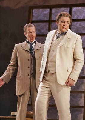 Philip Cutlip as Sharpless and José Luis Duval as Pinkerton in Arizona Opera's 'Madama Butterfly'. Photo © 2007 Scott Humbert