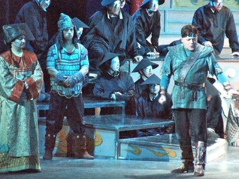 Roumen Doikov as Calaf in the Teatro Lirico D'Europa production of 'Turandot'