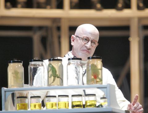 Dean Peterson as The Doctor in the San Diego Opera production of 'Wozzeck'. Photo © 2007 Cory Weaver