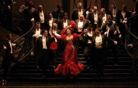 Susan Graham as The Merry Widow. Photo © 2007 Robert Millard