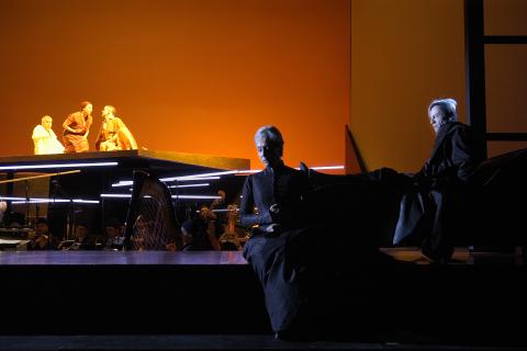 In the foreground: Catherine ten Bruggencate (Cosima) and Johan Leysen (Wagner), and in the background: Matthew Best (Vairochana), Claire Booth (Prakriti) and Gordon Gietz (Ananda). Photo © 2007 Clärchen and Matthias Baus