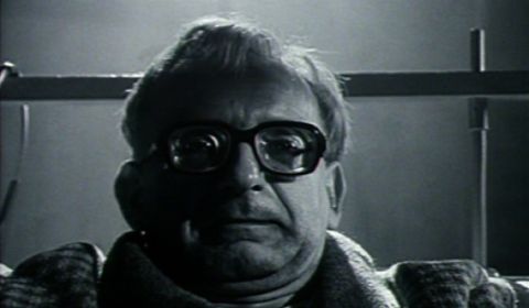 Ben Kingsley as the elderly Shostakovich. Screenshot © 1987 Isolde Films