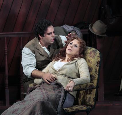 Dimitri Pittas and Serena Farnocchia in 'La bohème'. Photo © 2007 Ken Howard 