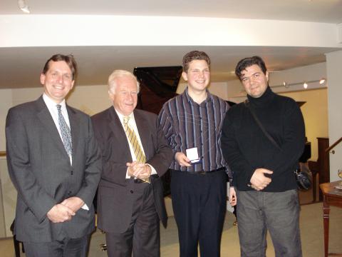 Prize winner Jayson Gillham with the jury: left to right, Murray McLachlan, Steven Savage and Dejan Sinadinovic. Photo © 2007 F Clarey 