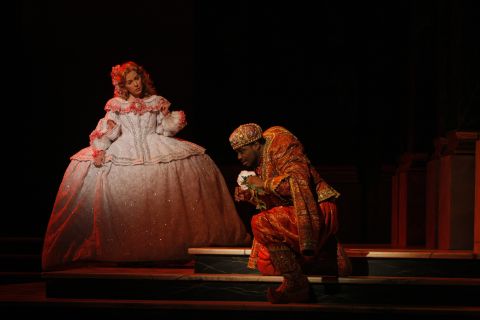 Mary Dunleavy and Rodrick Dixon in 'Der Zwerg'. Photo © 2008 Robert Millard