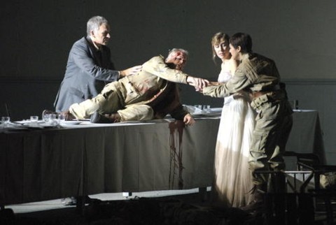 Mozart's 'Mitridate', conducted by Mark Wigglesworth, with Jeffrey Francis (Abrate), Bruce Ford (Mitridate), Mary Dunleavy (Aspasia) and Myrto Papatanasiu (Sifare). Photo © Maarten Vanden Abeele