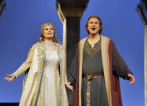 Camilla Nylund as Elisabeth and Robert Gambil as Tannhäuser. Photo © 2008 Cory Weaver