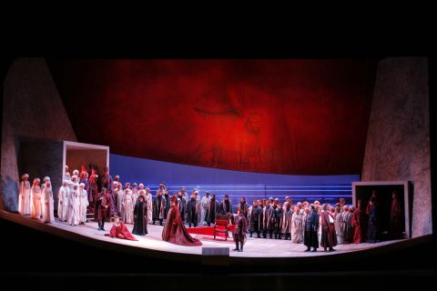 A scene from Act 3 of Los Angeles Opera's 'Otello'. Photo © 2008 Robert Millard 