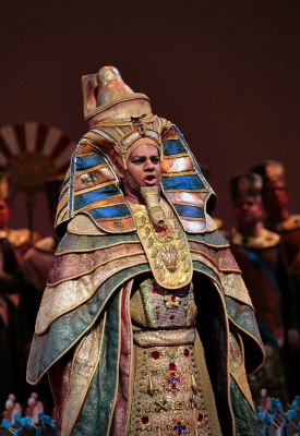 José Gallisa as The King of Egypt in Verdi's 'Aida' at San Diego Opera. Photo © 2008 Cory Weaver