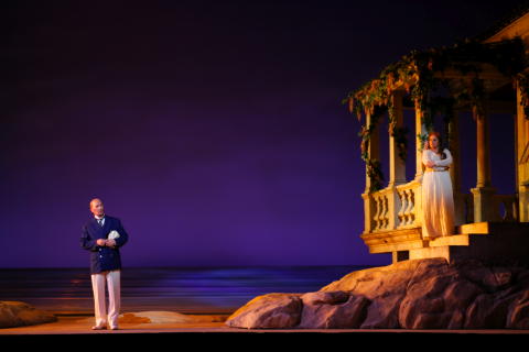 David Pittsinger and Patricia Racette in the Los Angeles Opera production of Puccini's 'La Rondine'. Photo © 2008 Robert Millard