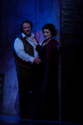 Gwyn Hughes Jones and Georgina Lukács in the Los Angeles Opera performance of 'Tosca'. Photo © 2008 Robert Millard