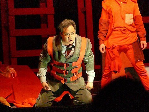 Jooil Choi as Rigoletto. Photo © 2008 Philip Crebbin 