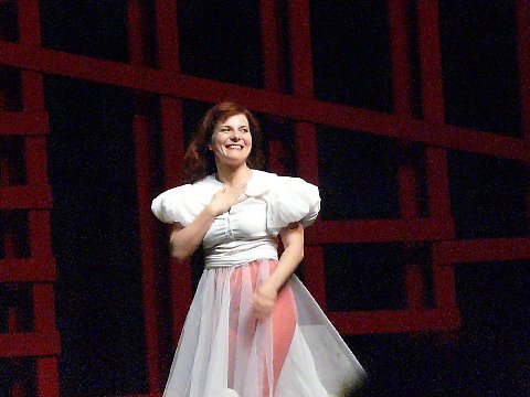 Petya Ivanova as Gilda acknowledging her applause at the end of 'Rigoletto'. Photo © 2008 Philip Crebbin 