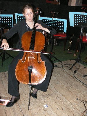 Cellist Ulrike Simon-Weidner gives a solo performance in the break. Photo © 2008 Philip Crebbin
