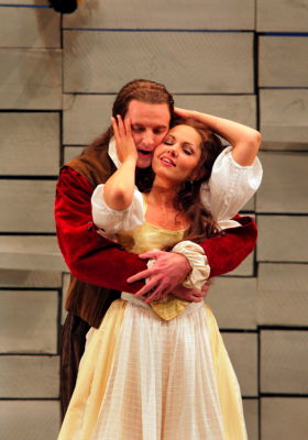 Norman Reinhardt as Fenton and Laura Giordano as Nannetta in Verdi's 'Falstaff' at Santa Fe Opera. Photo © 2008 Ken Howard 